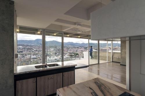 HOLGER CUADRADO TORRES