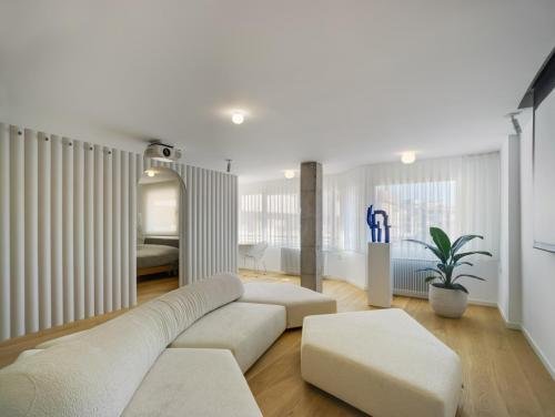 LAURA ORTÍN ARQUITECTURA